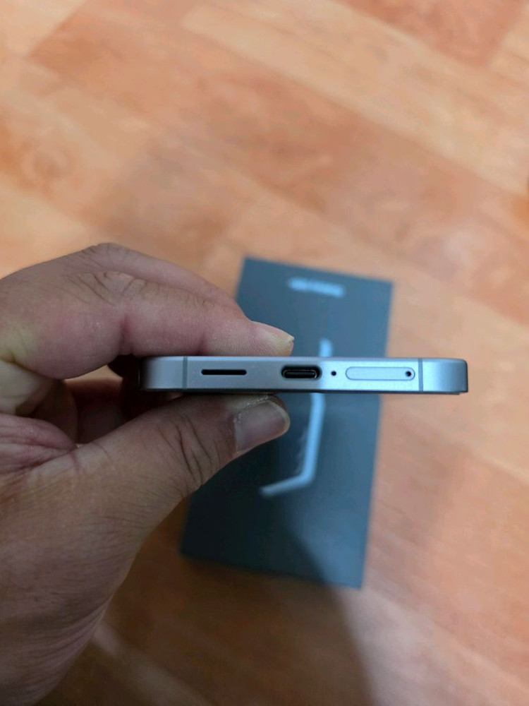 갤럭시s25플러스 실버 256GB 이미지