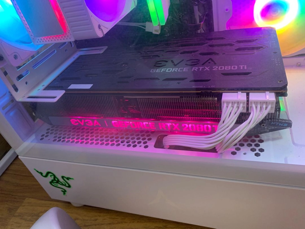 RTX 2080 Ti 그래픽카드 - 안심되는 중고거래