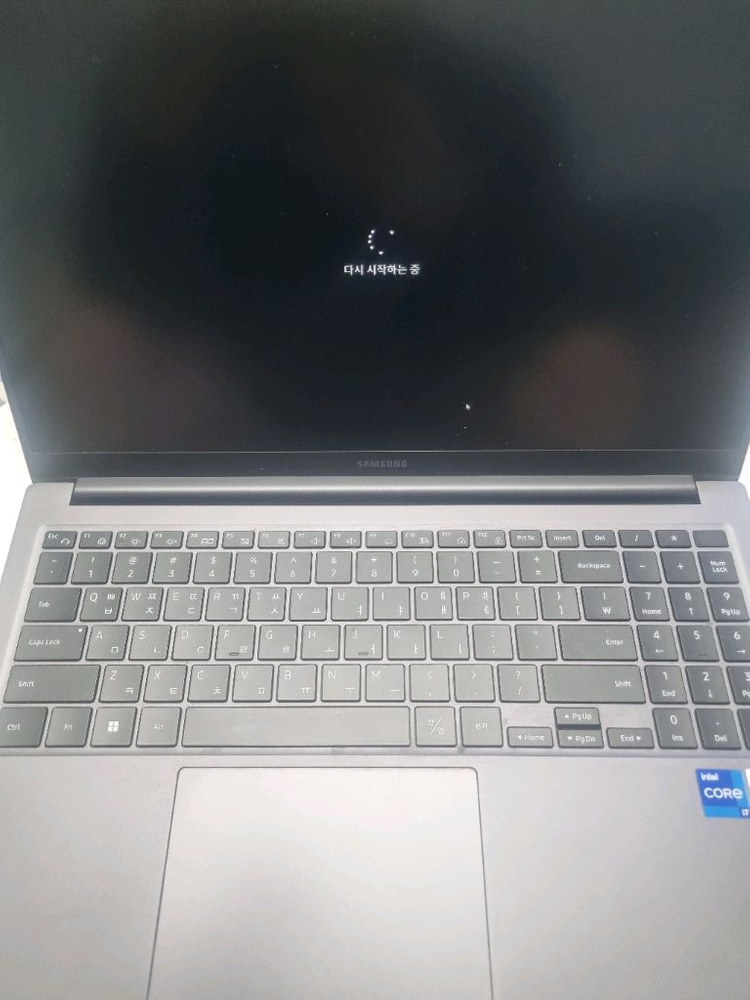 인텔13세대 i7 갤럭시북 올메탈 배터리100% 이미지