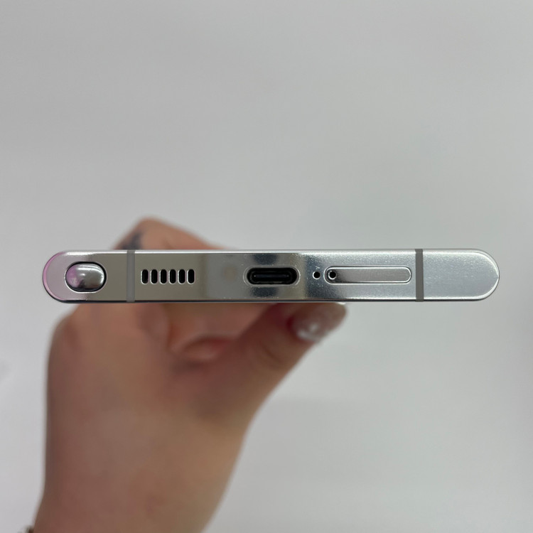 갤럭시S22울트라 화이트 256GB 04110 울산중고폰 이미지