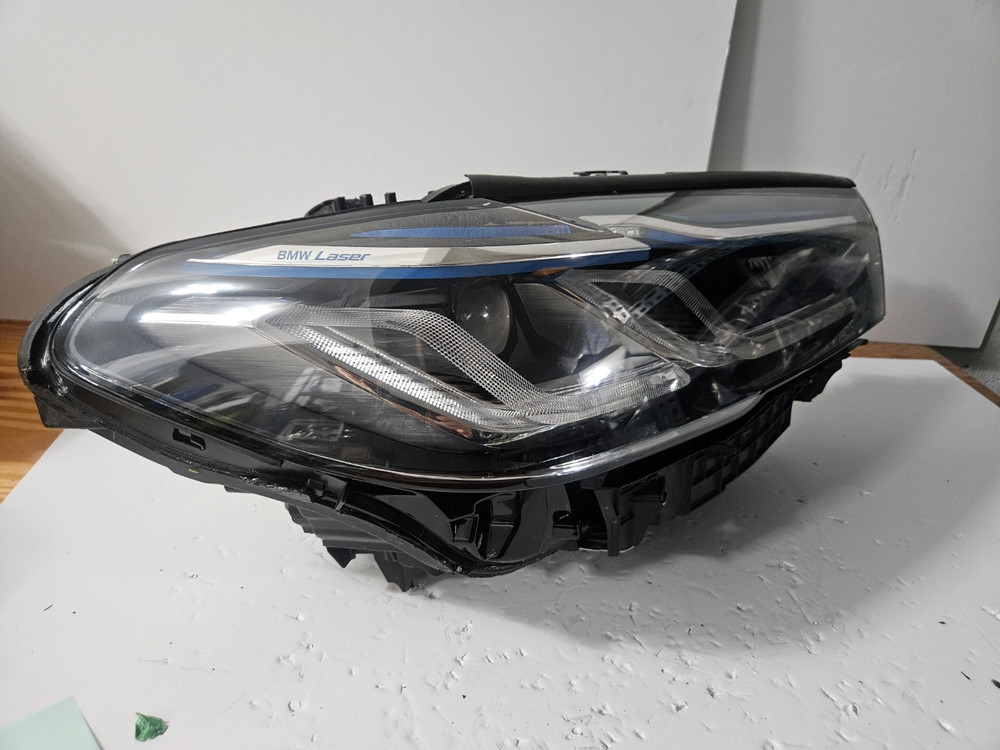 BMW 5 Series G30, G31, F90 LCI Laser 이미지