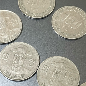 1982년 100원 동전 세트 이미지