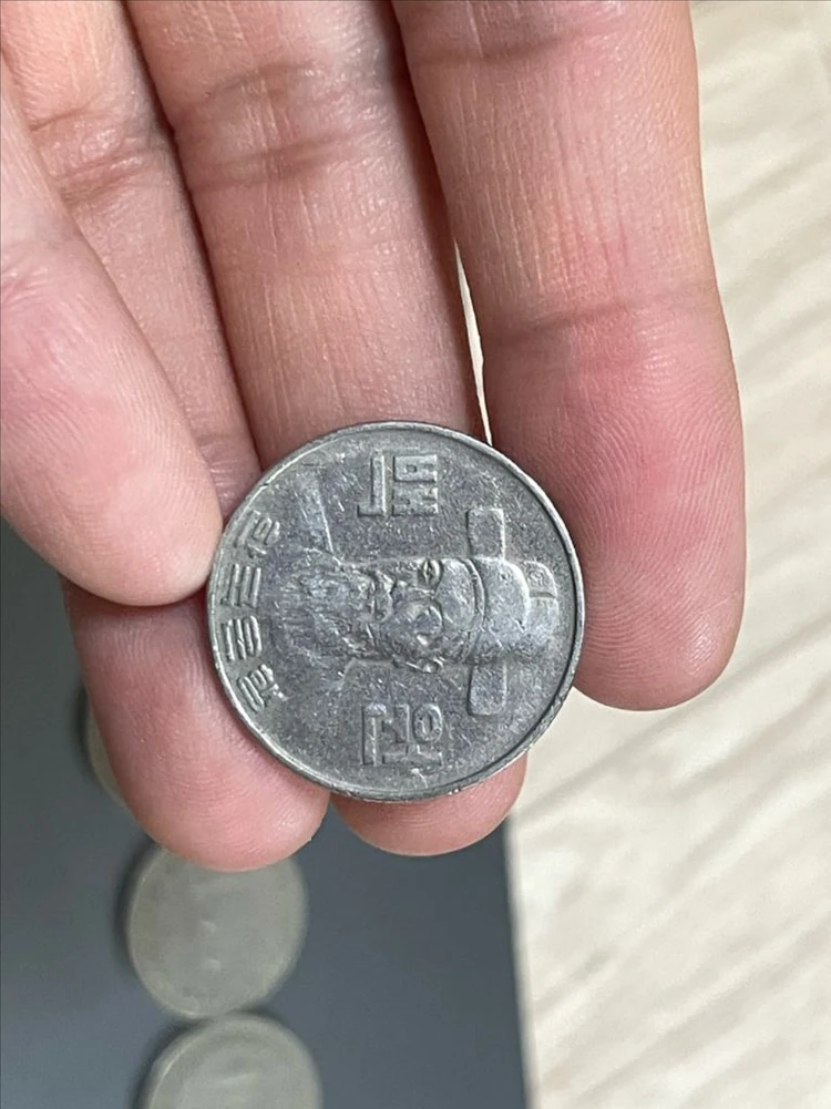 1982년 100원 동전 세트 이미지