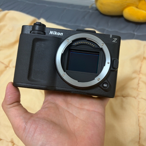 니콘 zr + 24-70 f4 렌즈킷
