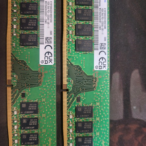 DDR4 16GB 메모리 2개 세트 이미지