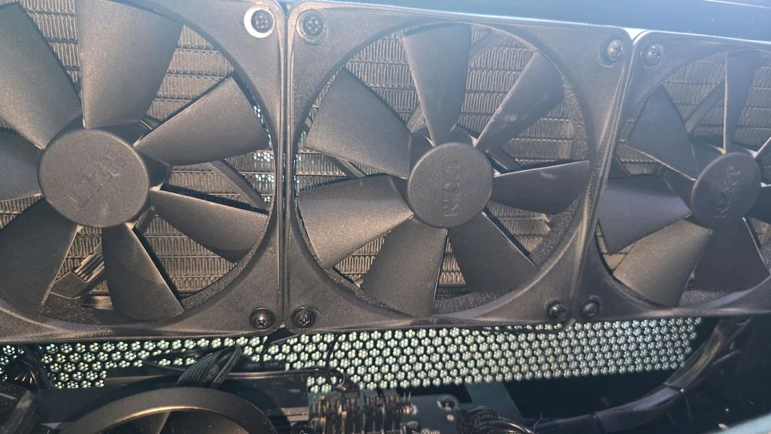 수랭쿨러 크라켄 NZXT Kraken 360 이미지