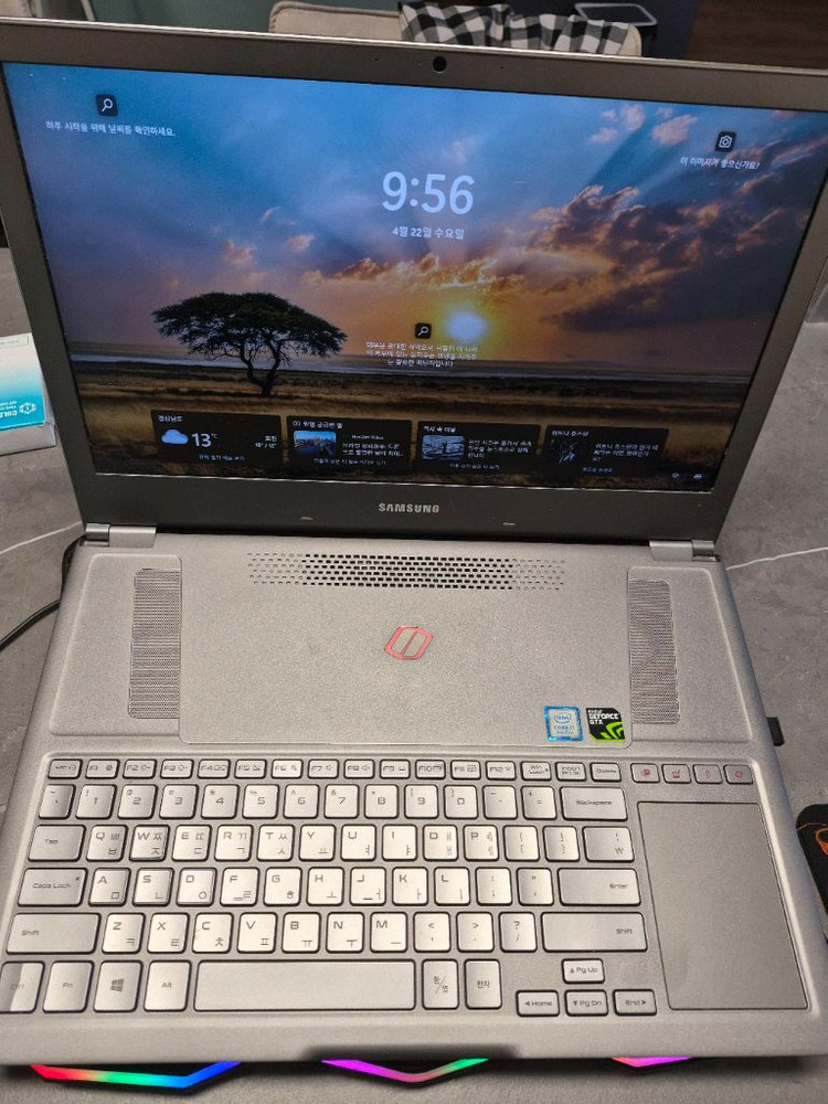 게이밍 노트북 i7-8750H 이미지