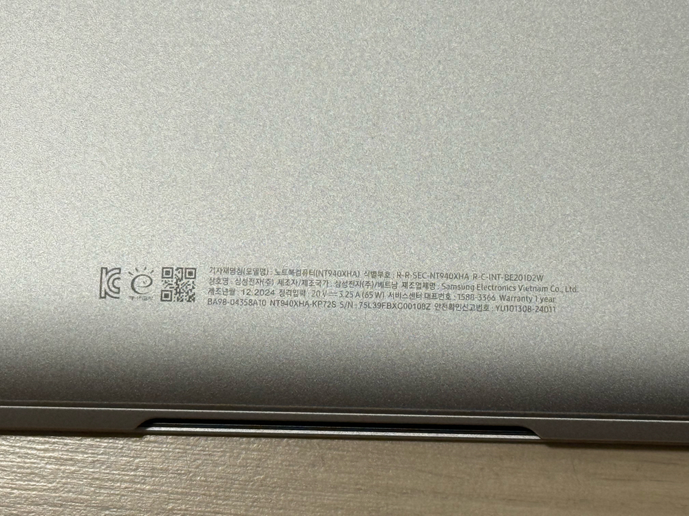 삼성전자 갤럭시북 5 프로 14인치 NT940XHA-KP72S 이미지