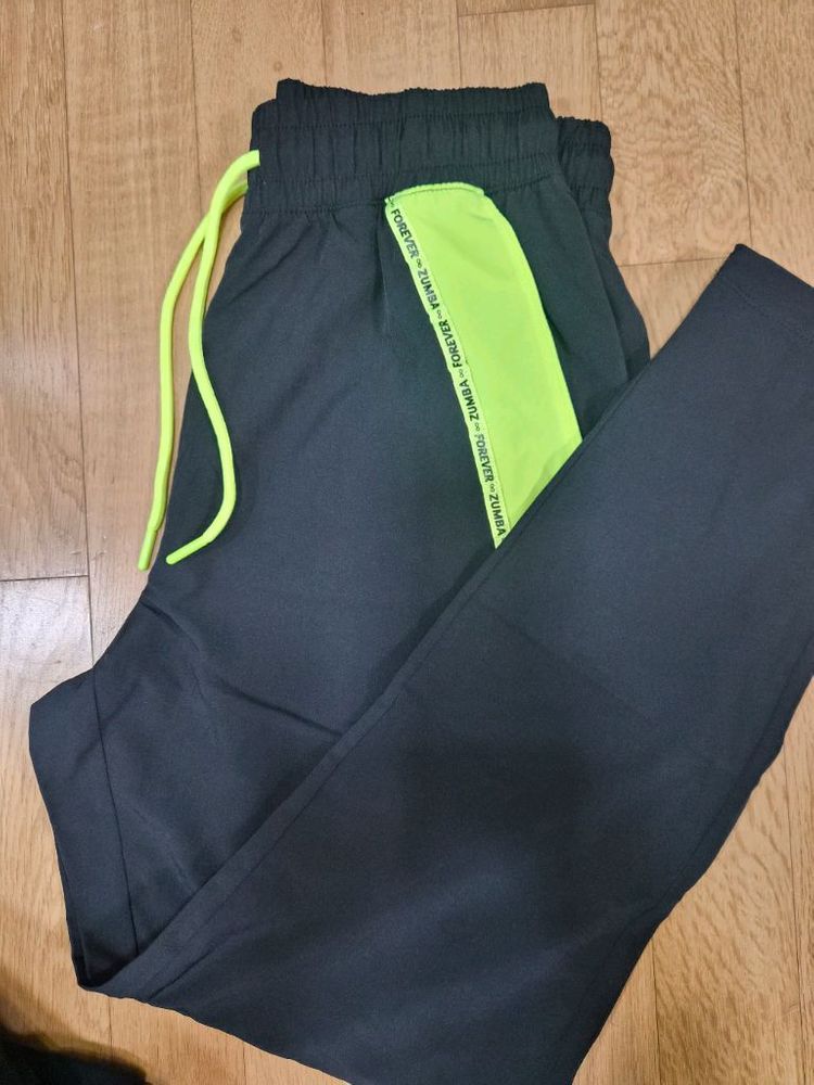 줌바웨어 바지들 이미지