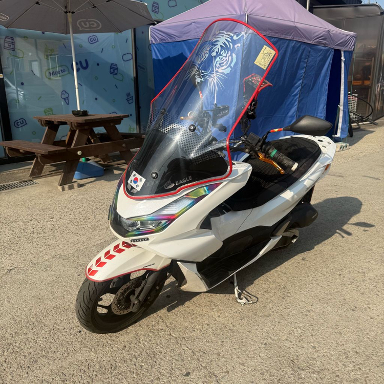 오토바이) pcx 22년식 판매합니다 이미지