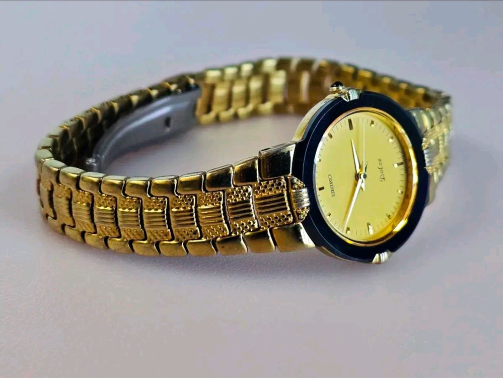 세이코 돌체(Seiko Dolce) 고급 금장 세라믹 드레스 워치 이미지