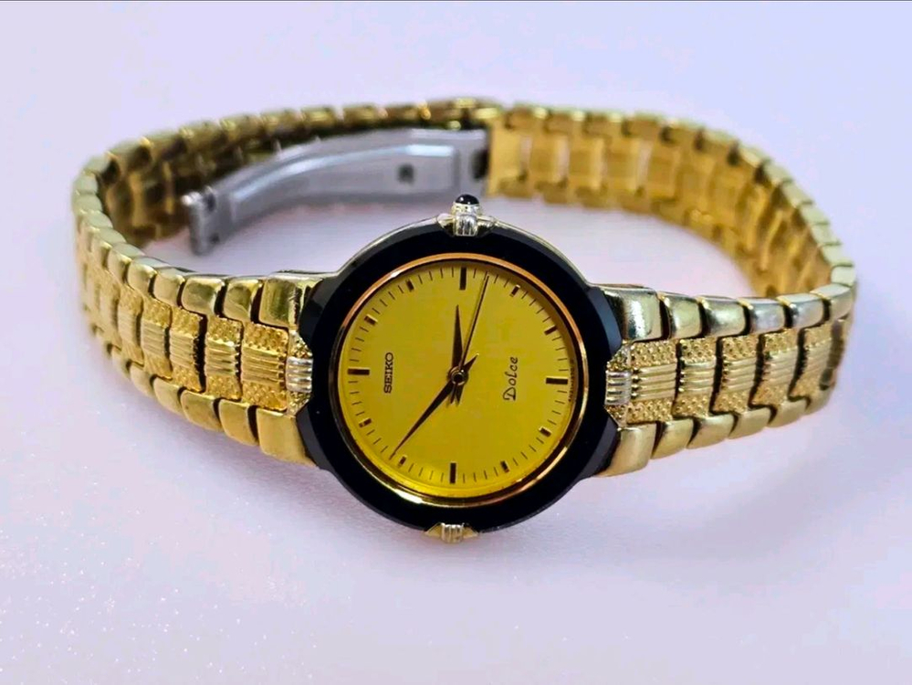 세이코 돌체(Seiko Dolce) 고급 금장 세라믹 드레스 워치 이미지