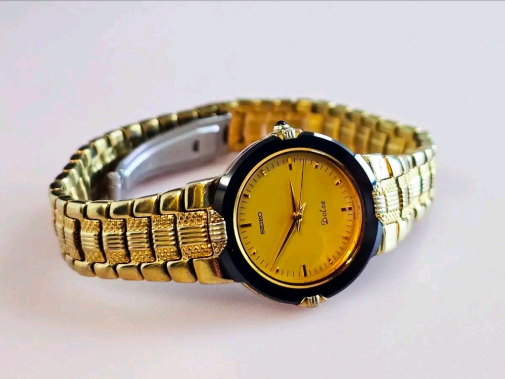 세이코 돌체(Seiko Dolce) 고급 금장 세라믹 드레스 워치 이미지