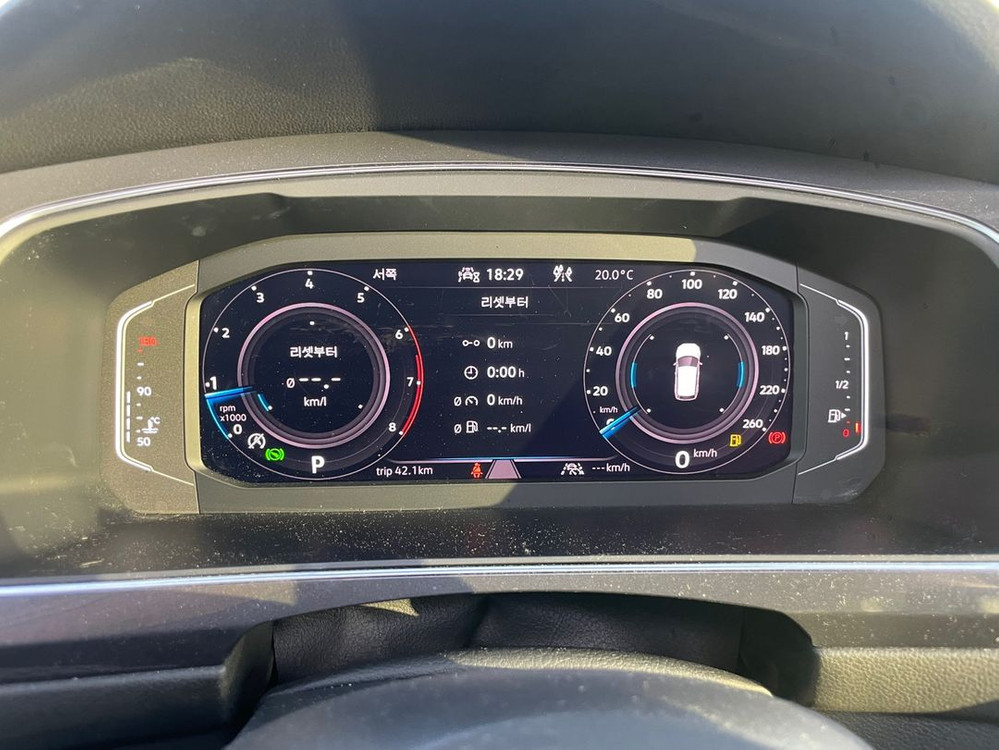 티구안 올스페이스 2.0 TSI 프레스티지 중고차 23년11월 29953km 완전무사고 입니다. 이미지