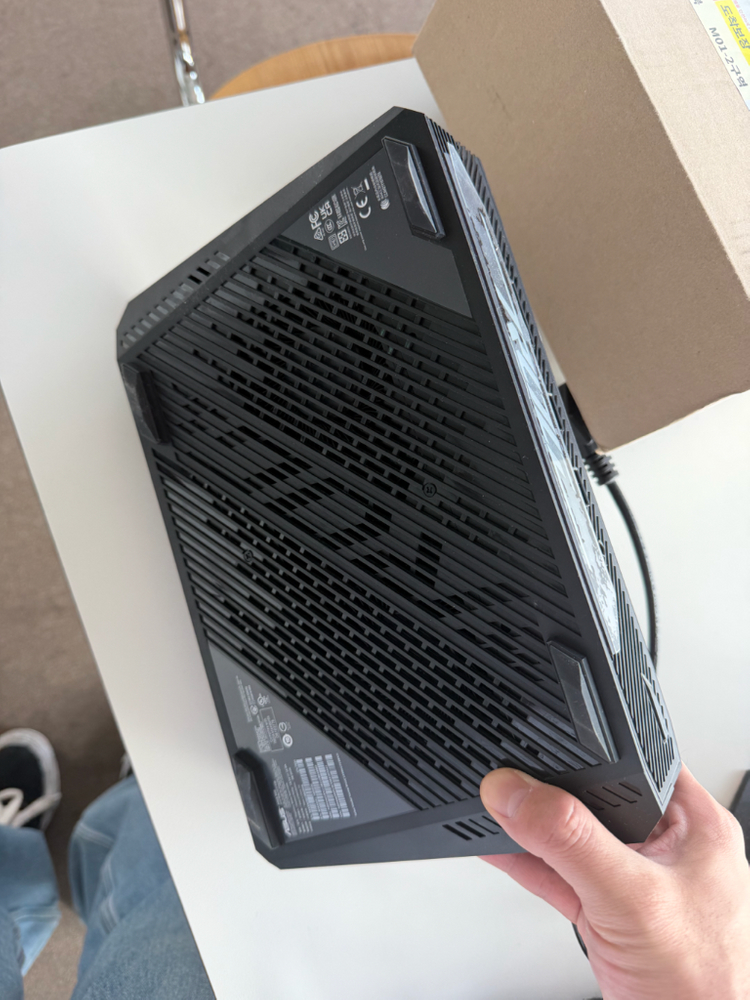 ASUS ROG NUC 14 Enthusiast (RTX 4060) 게이밍 미니 PC 풀박스 판매 이미지