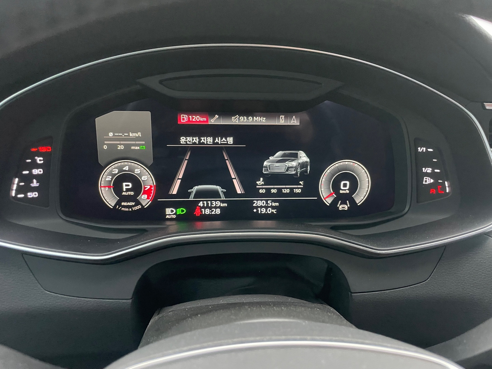 A6 (C8) 45 TFSI 콰트로 프리미엄 21년07월 41138km 완전무사고 브라운시트 이미지