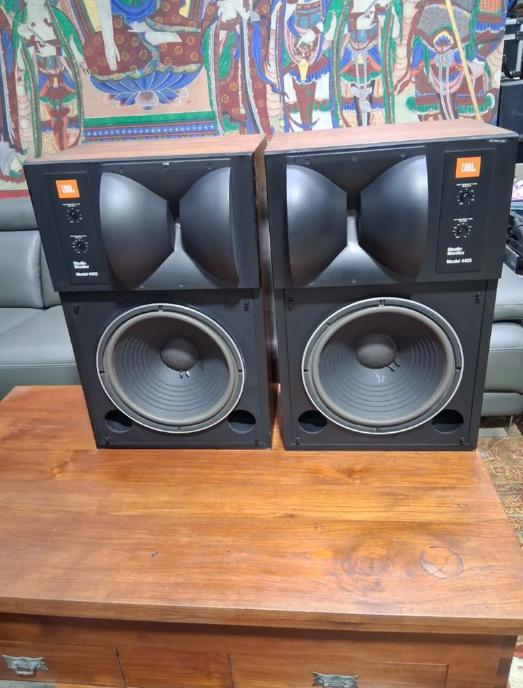JBL 4425 스피커 이미지