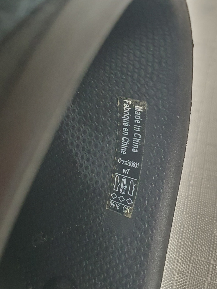 240mm 크록스 사라 벨티드 힐 클로그 블랙 이미지