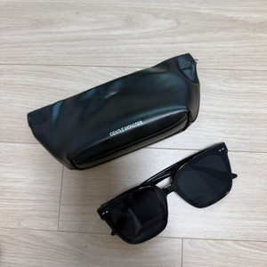 젠틀몬스터 선글라스 이미지