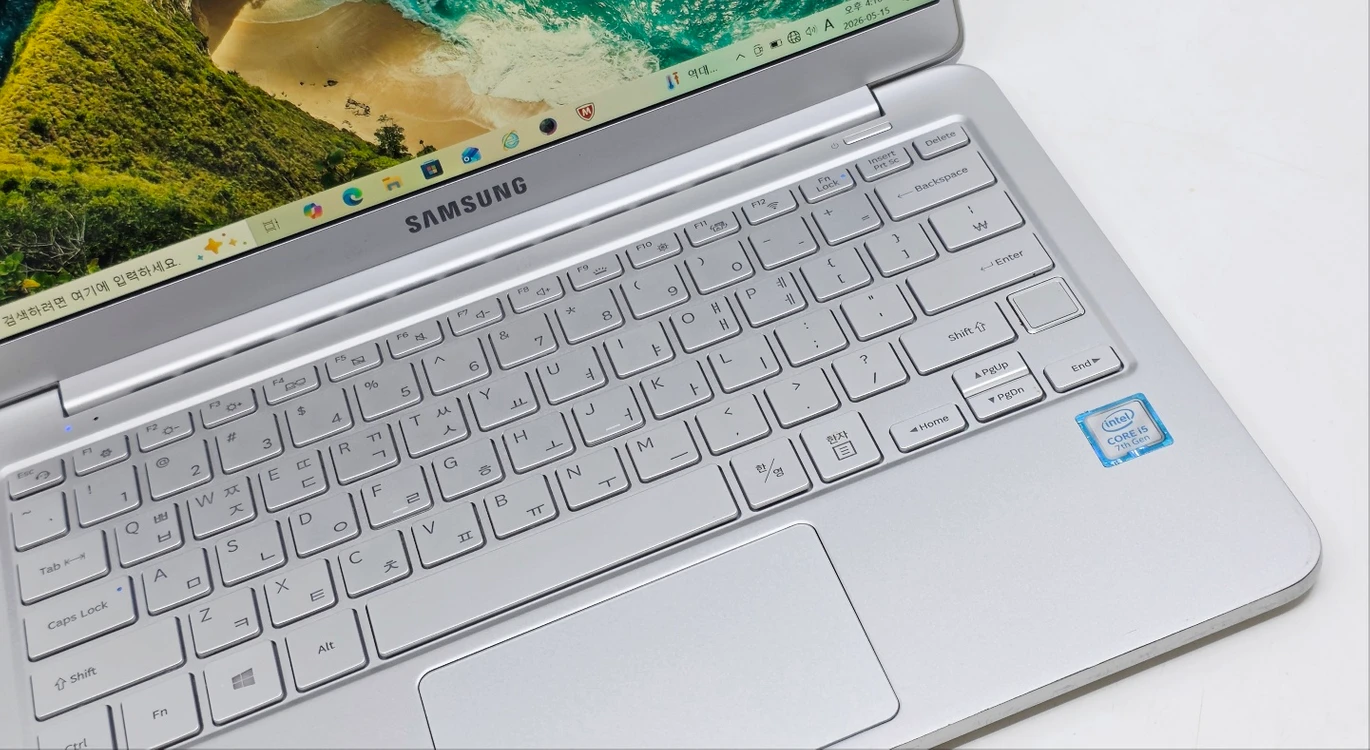 삼성 노트북9 올웨이즈 13인치 중고 노트북 NT900X3N-K58 i5/8GB SSD 256GB 이미지