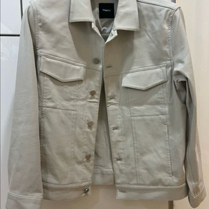 24fw 띠어리 아이보리 트러커 (새상품급) 이미지