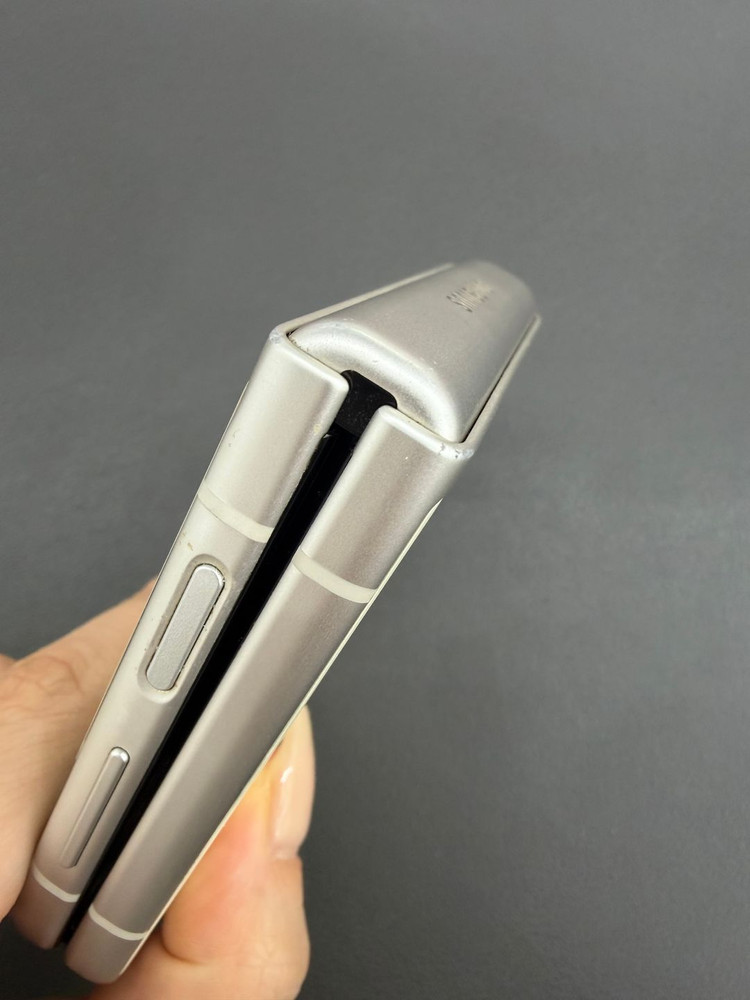 [대전 중고폰] 갤럭시 Z플립3 256GB 크림/ 특A급 / 실사진 / 024709 이미지