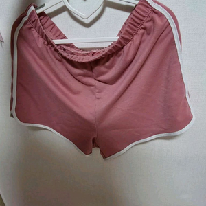 돌핀팬츠 XL,에이블리 교신 이미지