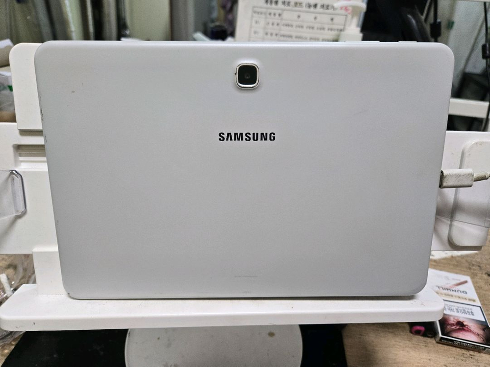 갤럭시 탭 어드밴스드 2 (SM-T583) 이미지