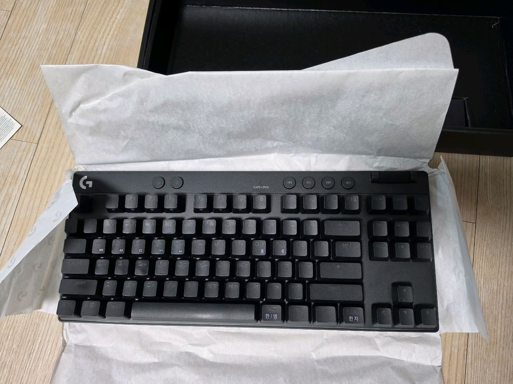 로지텍 G PRO X TKL RAPID 키보드 블랙 마그네틱축 판매해요 이미지