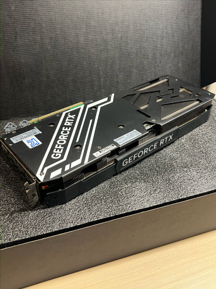 GALAX RTX 4060 Ti 3팬 OC 이미지