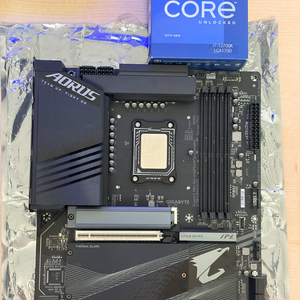 인텔 i7-13700K CPU & 기가바이트 Z790 AORUS ELITE 메인보드 이미지