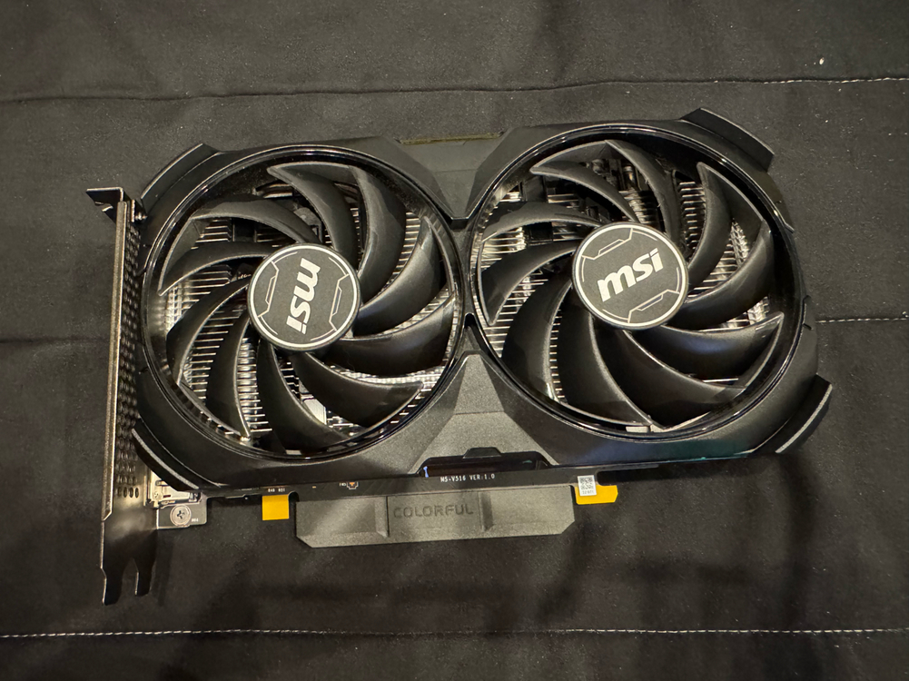 MSI 지포스 RTX 4060 벤투스 2X 블랙 OC D6 8GB 이미지