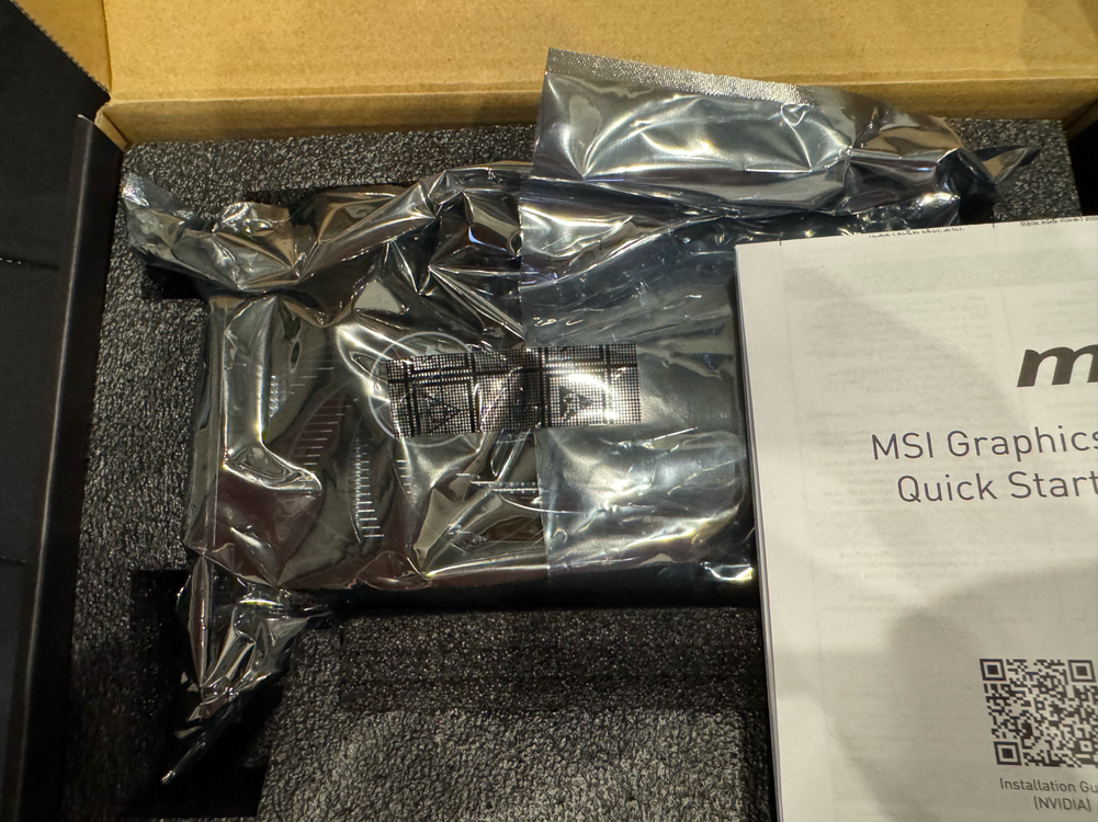 MSI 지포스 RTX 4060 벤투스 2X 블랙 OC D6 8GB 이미지