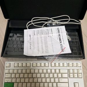 레오폴드 텐키레스 TKL FC750R 화이트 염료승화 갈축 이미지