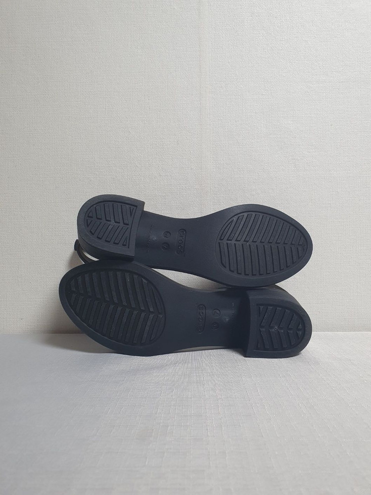 240mm 크록스 이자벨라 블록힐 샌들 클리어 블랙 이미지