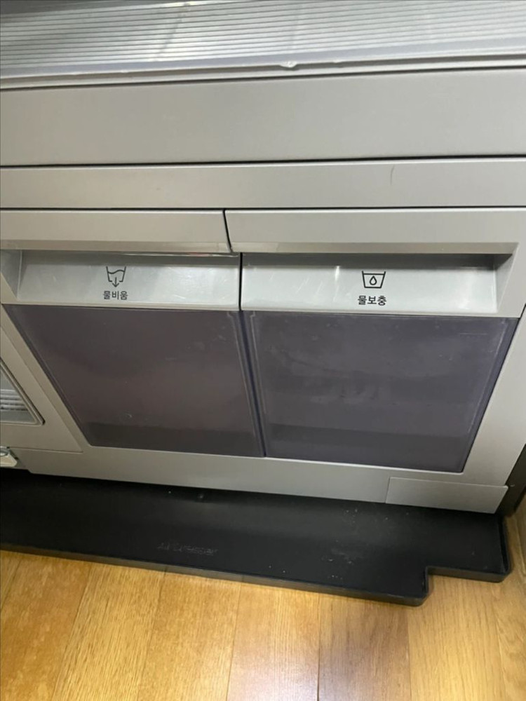 삼성 비스포크 에어드레서 5구 새틴미러 패널 DF10A9500CG 이미지