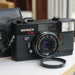 A급 코니카 KONICA C35EF (헥사논38mm 1:2.8)엔디워홀 카메라 팝니다 이미지