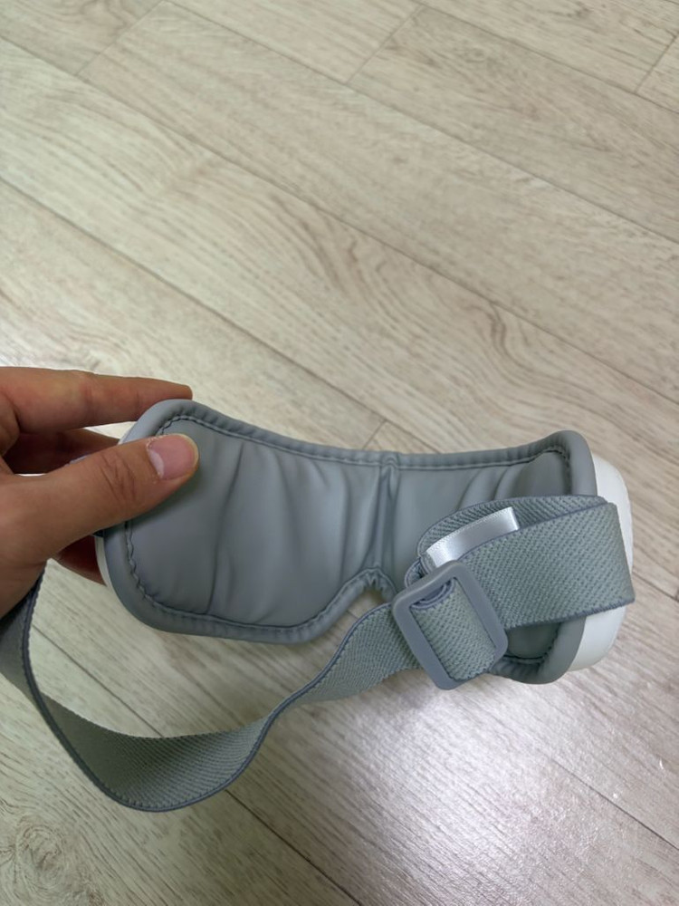 링크큐 눈마사지기 화이트 이미지