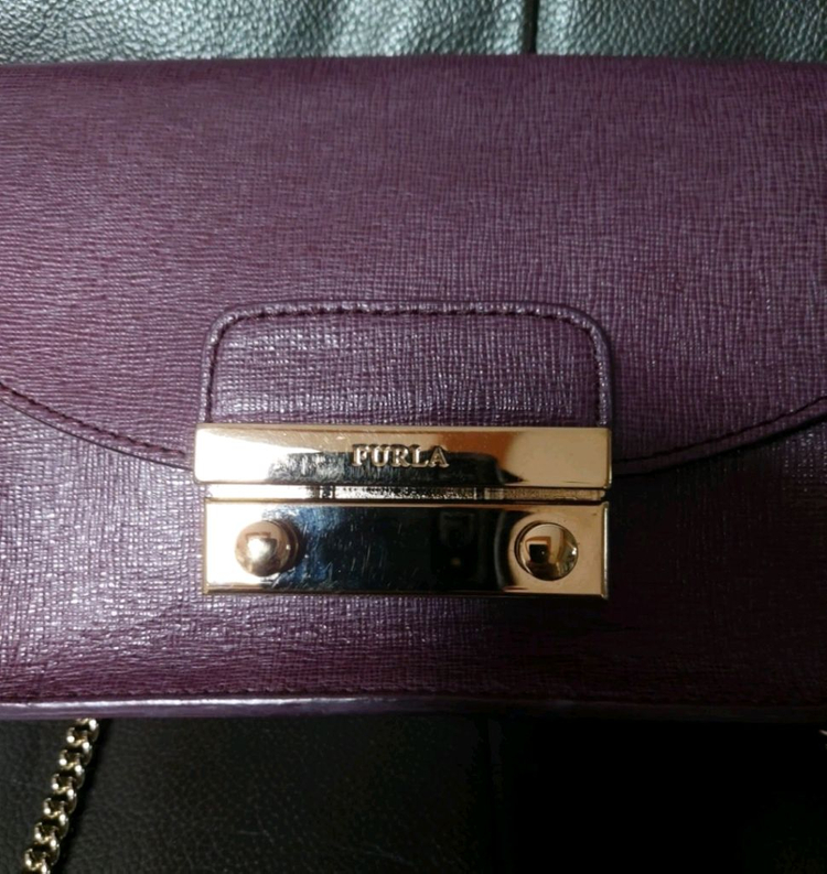 FURLA Julia 체인 퍼플 사피아노 레더 미니 크로스바디 백/숄더백 이미지