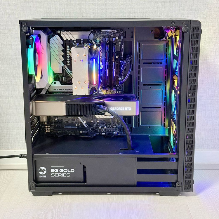 라이젠 5600, RTX 3080, 32GB 램, 2TB NVMe 게이밍 컴퓨터 조립 PC 본체 이미지