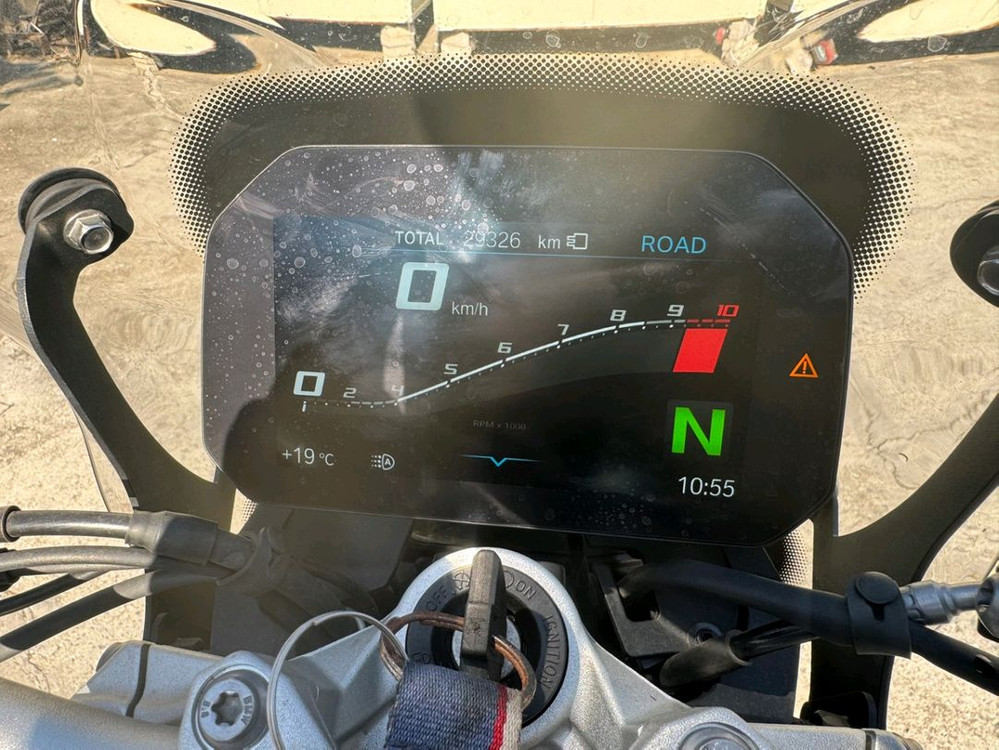 bmw f900r 21년형 1인신조 판매합니다 이미지