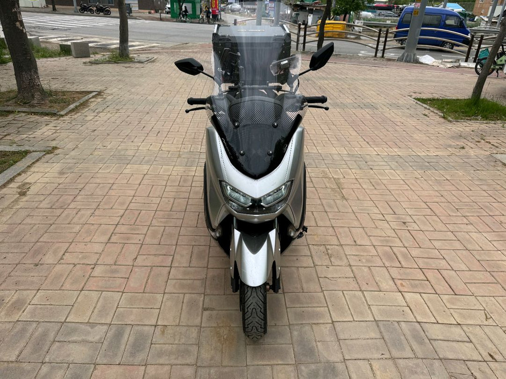 야마하 nmax125 23년 abs 멧실버컬러 팝니다 이미지
