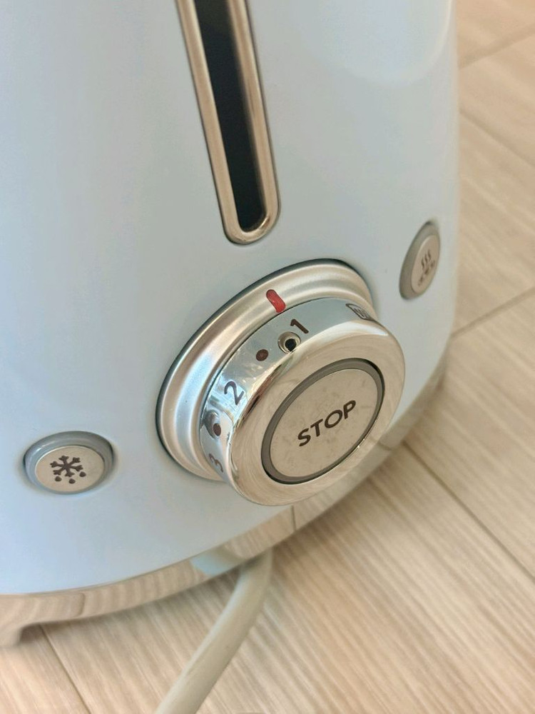 스메그 2구 토스터기 파스텔블루 판매합니다 이미지