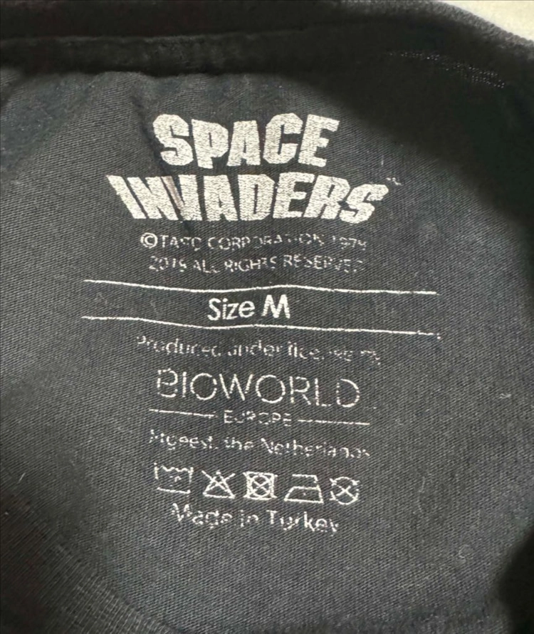 스페이스 인베이더 반팔 티셔츠 빈티지 레트로 오락실 게임 space invaders t-shirts 이미지