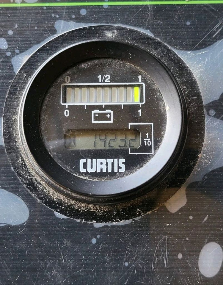 청소기 클레온 CLAS-120R 탑승식 청소차 클레온 청소기 이미지