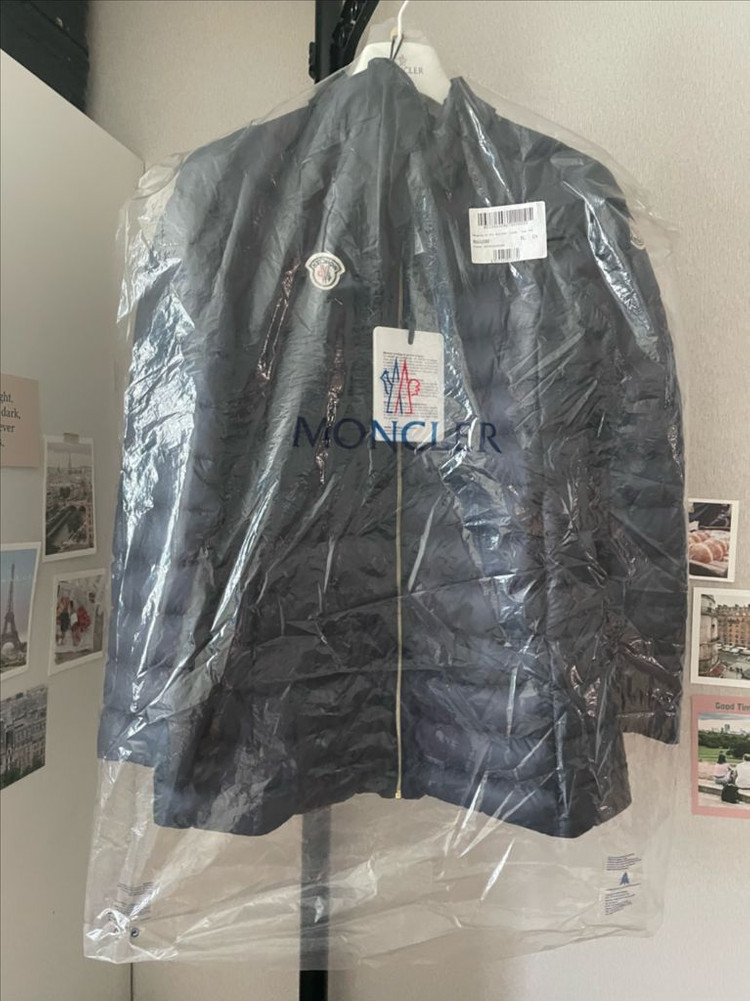(정품)몽클레어(Moncler)키즈 경량패딩 Magloire 네이비컬러 12y 이미지