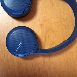 소니 무선 헤드폰 WH-CH510 bluetooth 이미지