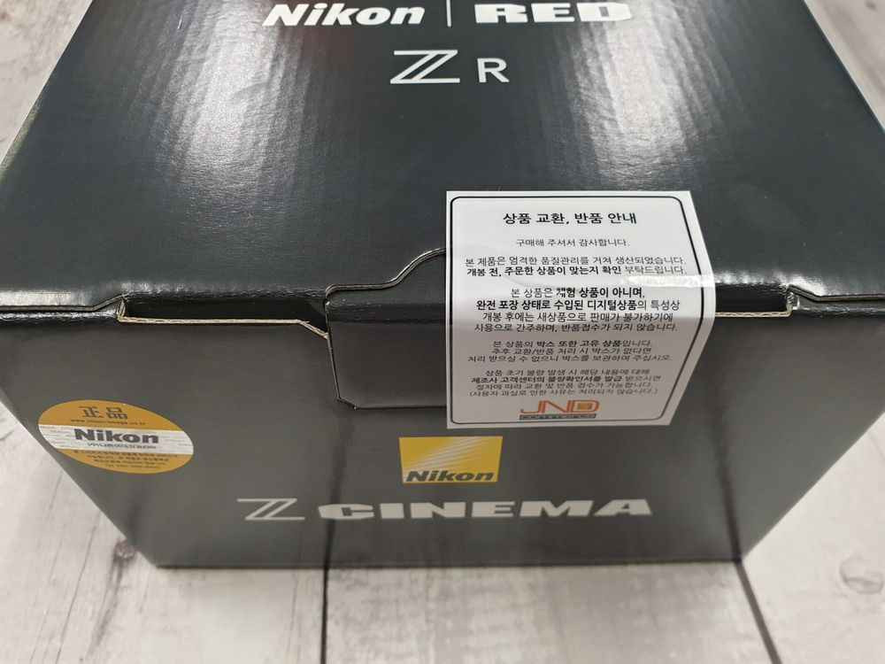 니콘 ZR F4 ZF 40mm Z8 ZFC Z24-70 24-120s 85.8s 이미지