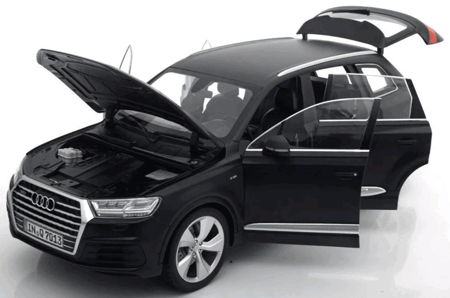 Minichamps 1:18 아우디 Q7 2015 블랙 1/18 이미지