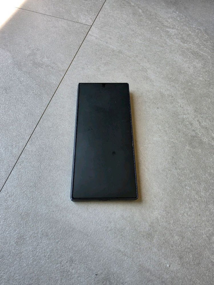 갤럭시 Z폴드7 1TB 자급제 제트 블랙 16GB 메모리 이미지